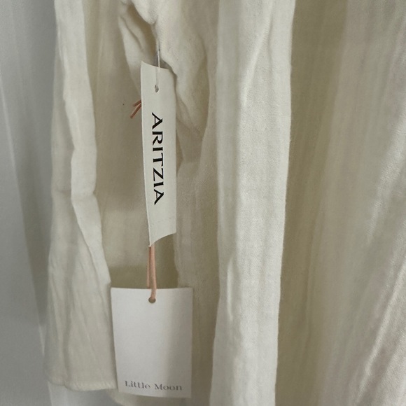 Aritzia button down blouse - NWT - Picture 7 of 9